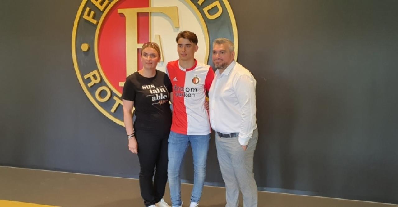 Ömer Mert Gündüz Feyenoord ile profesyonel sözleşme imzaladı