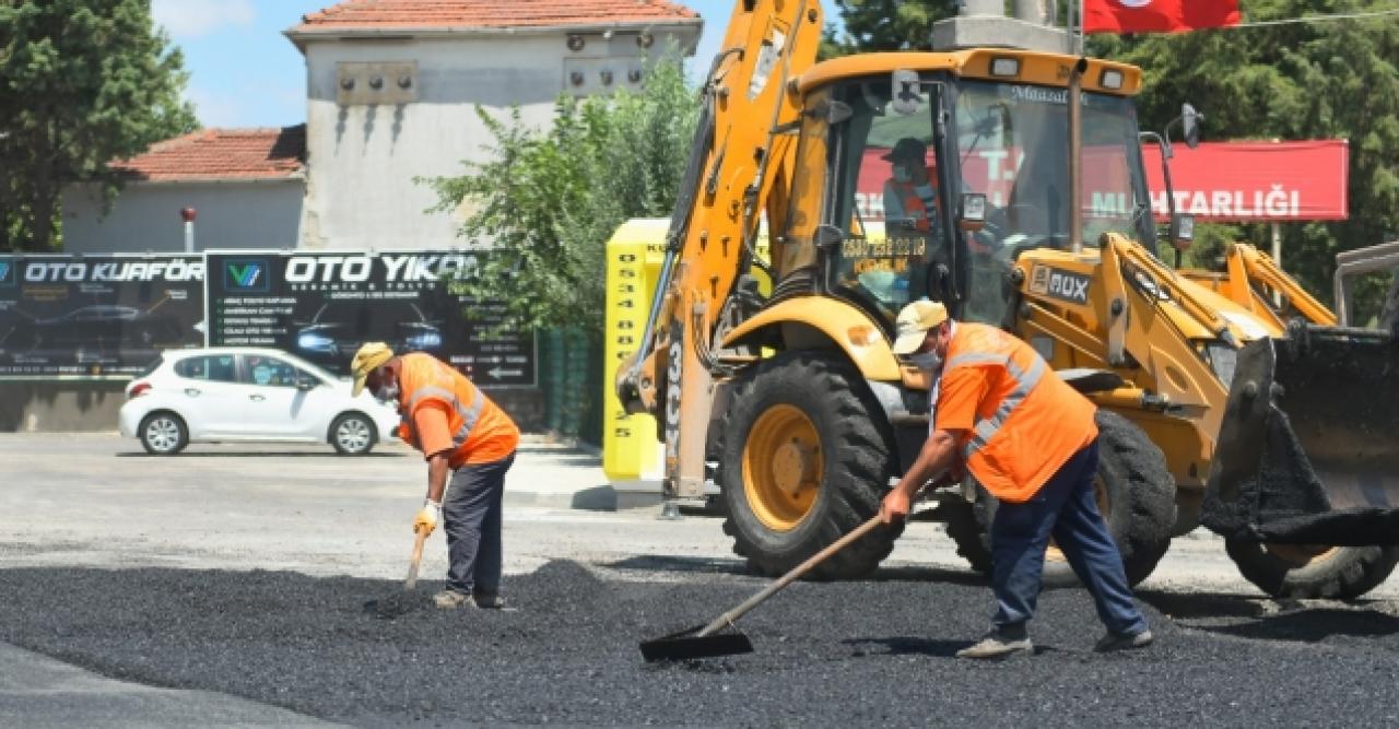 Esenyurt'ta yollar yenilenmeye devam ediyor