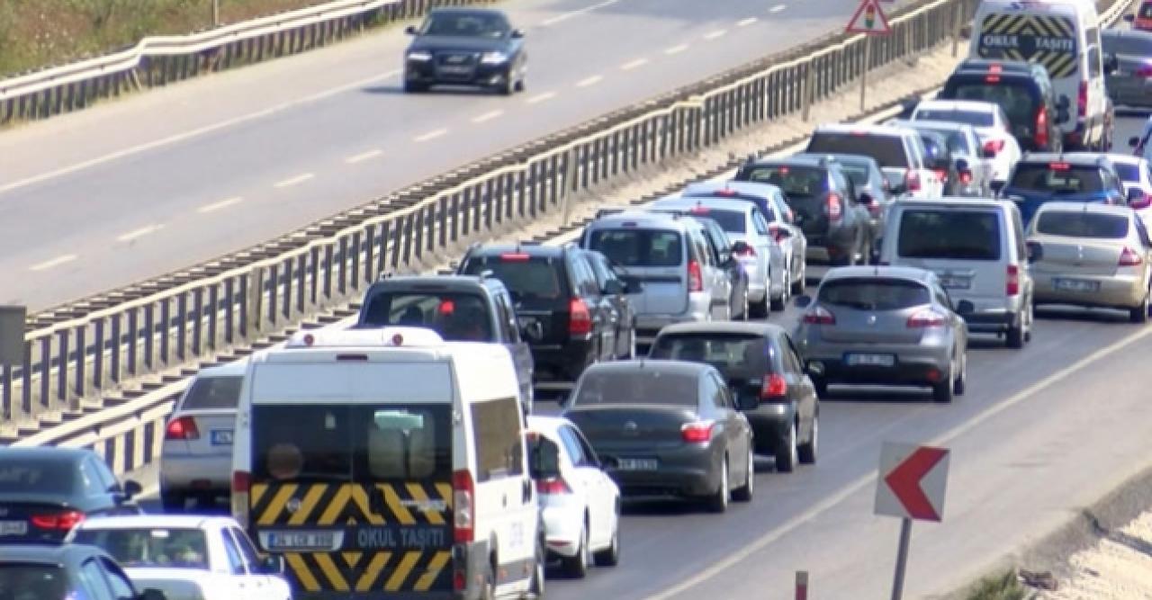 Şile yolunda bayram yoğunluğu devam ediyor