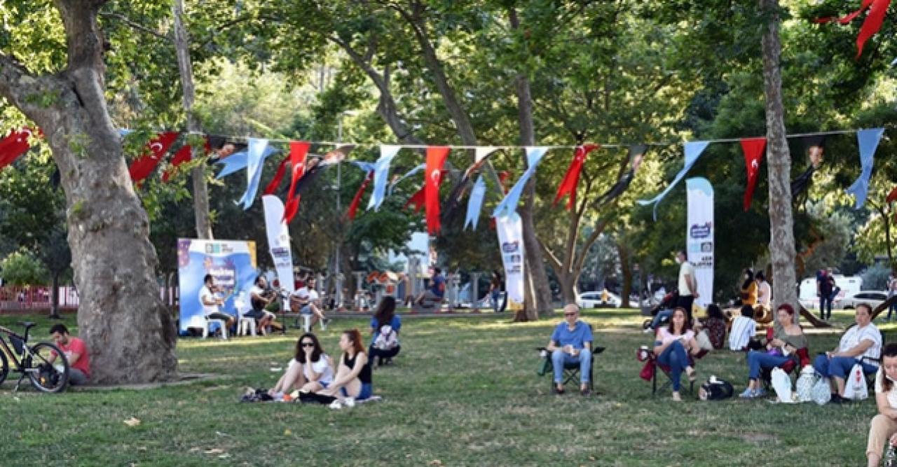 Beşiktaş’ın parklarında sahne sanatları zamanı