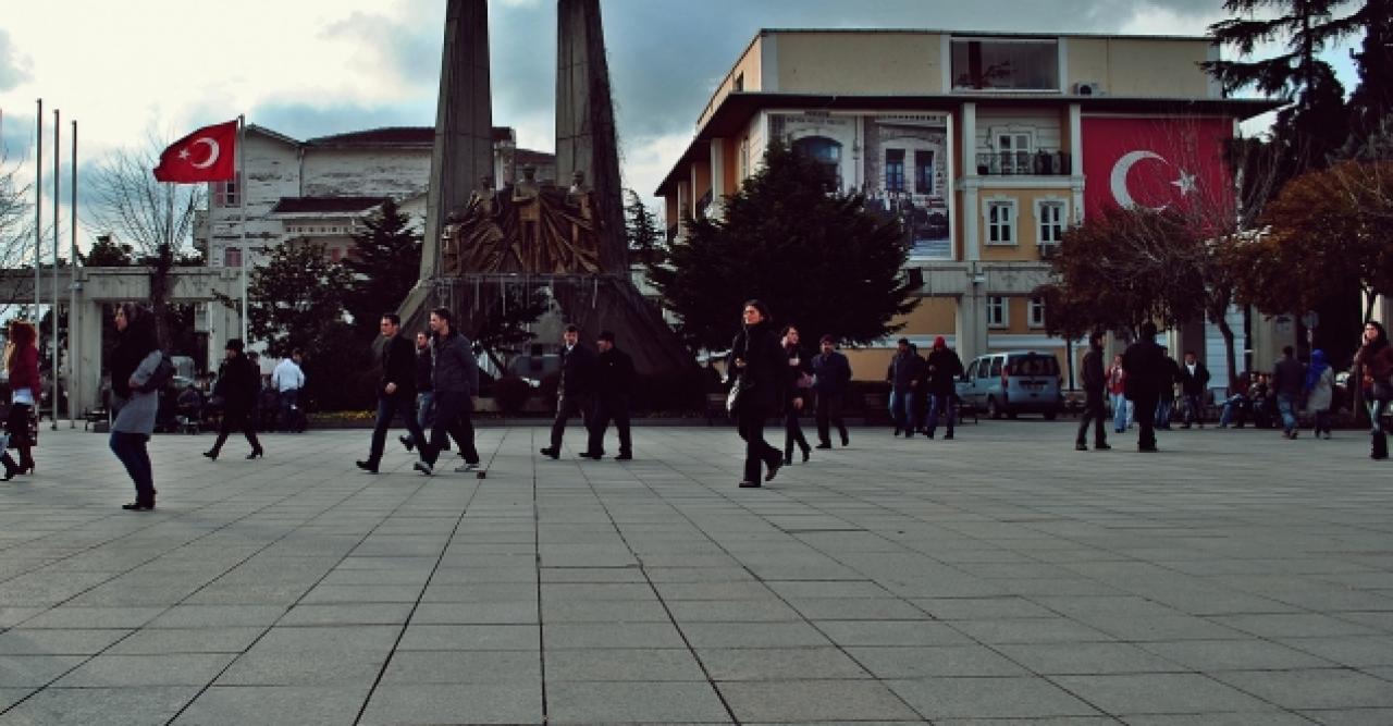 Cumhuriyet Meydanı için yarışma tamam