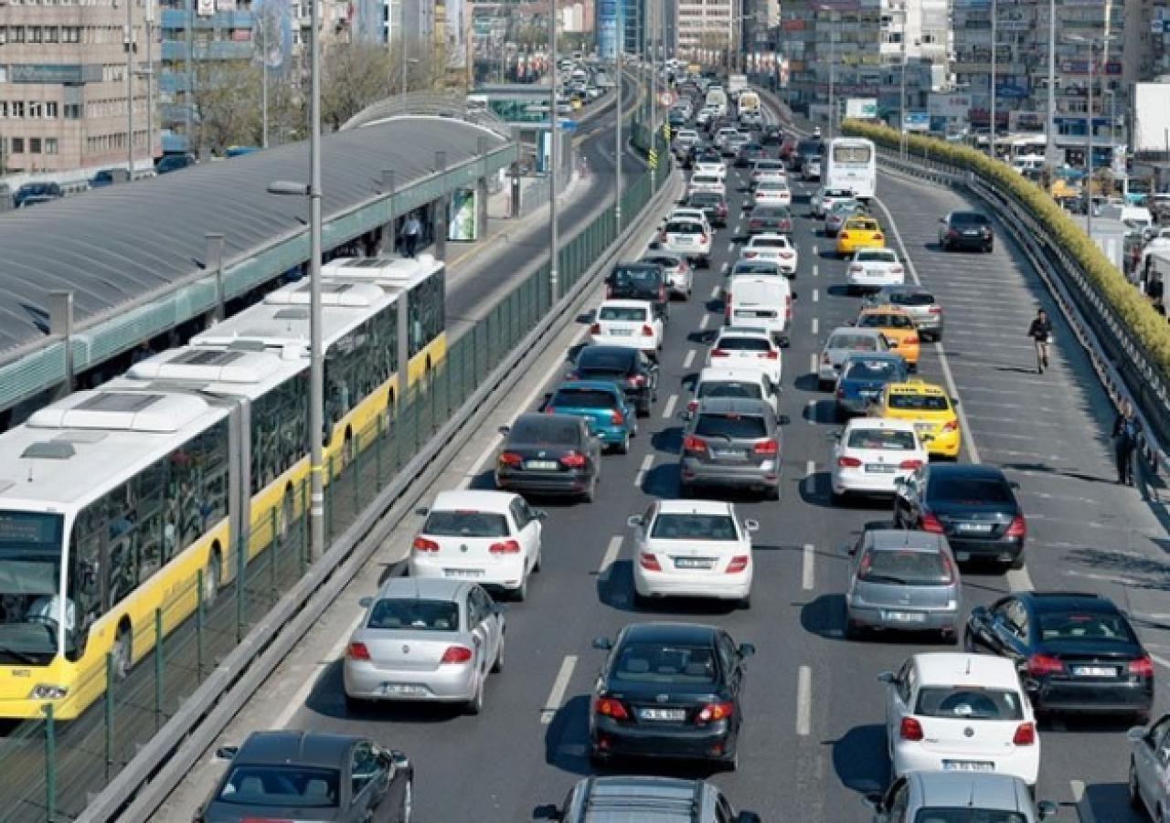 Trafiği tehlikeye düşürenlere hapis cezası