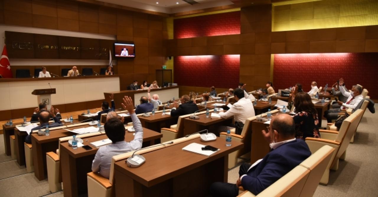 Kadıköy'de havai fişek yasaklandı