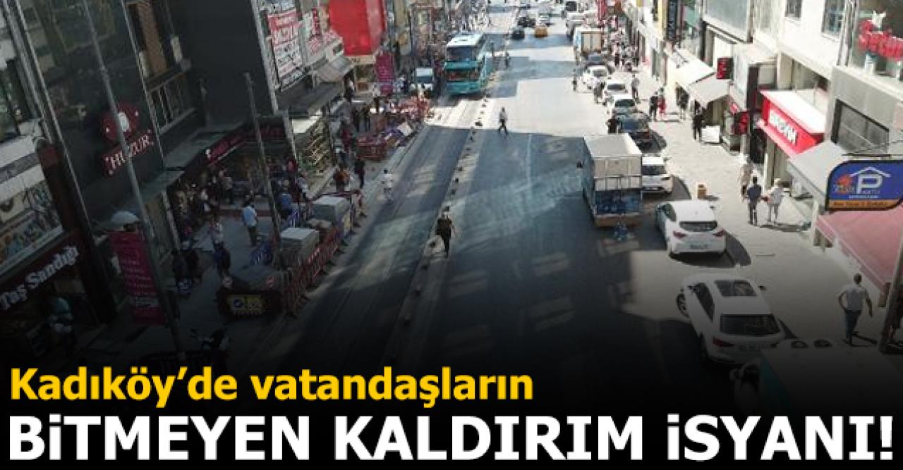 Kadıköy'de bitmeyen kaldırım çalışması isyan ettirdi