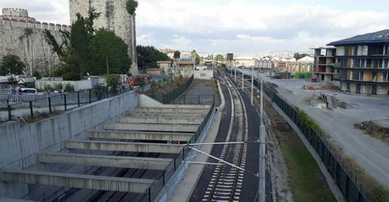 Yüksek gerilim hattındaki kablolar yandı! Marmaray seferleri çift yönlü durduruldu