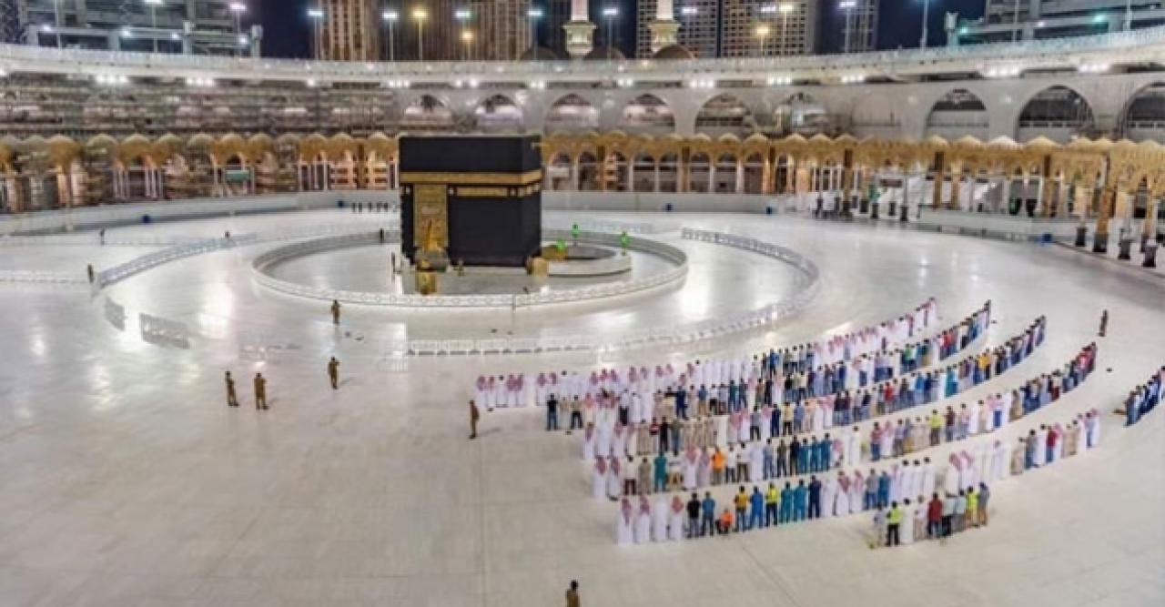 Suudi Arabistan'dan Kabe açıklaması: Ziyaretler 4 Ekim'de kademeli olarak yeniden başlayacak