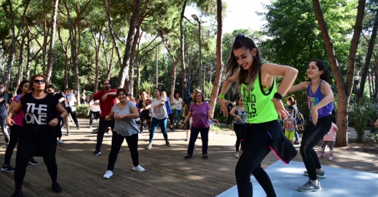 Parklarda ‘zumba’ zamanı