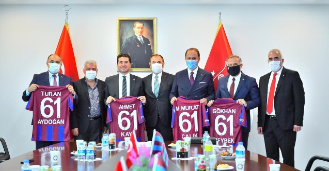 Mehmet Murat Çalıkoğlu: Trabzonlu hakkını yedirmez