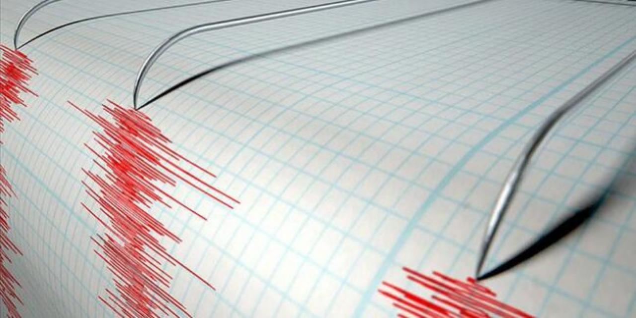 İzmir'de 3.8 büyüklüğünde deprem