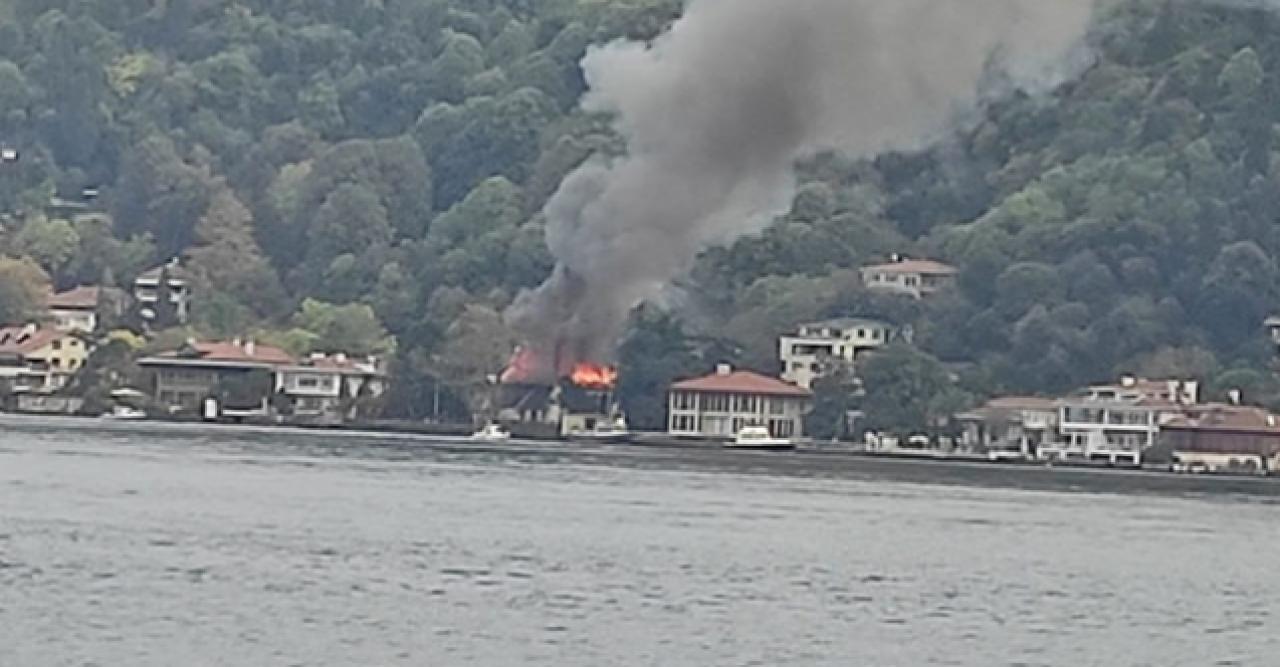 Tarihi Vaniköy Camii'ndeki yangın: İmamla birlikte 5 kişinin ifadesi alındı