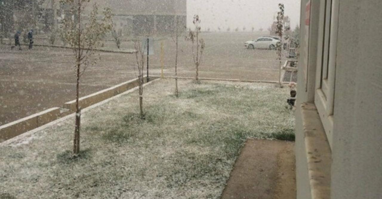 Ankara'da mevsimin ilk karı yağdı