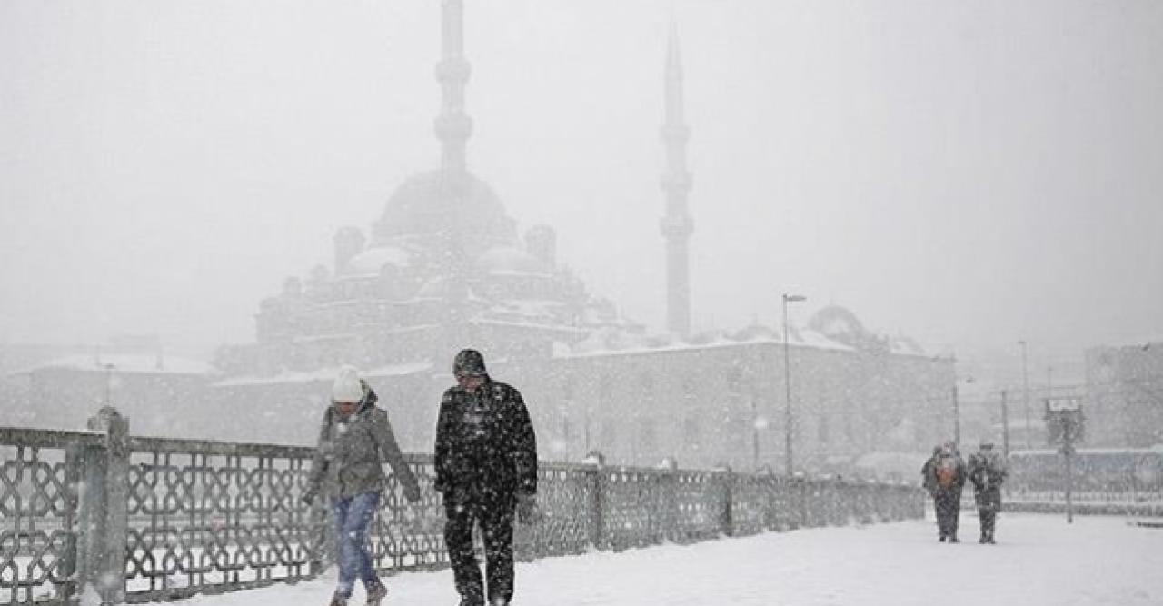 İstanbul'a yarın için 'sarı kod'lu fırtına uyarısı