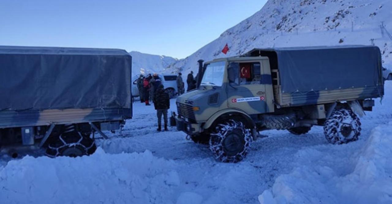 MSB: Hakkari'de çığ altında kalan 1 asker şehit oldu, 1 asker aranıyor