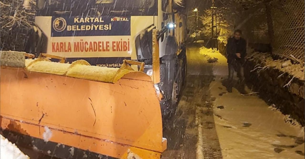 Kartal Belediyesi kar mesaisine başladı