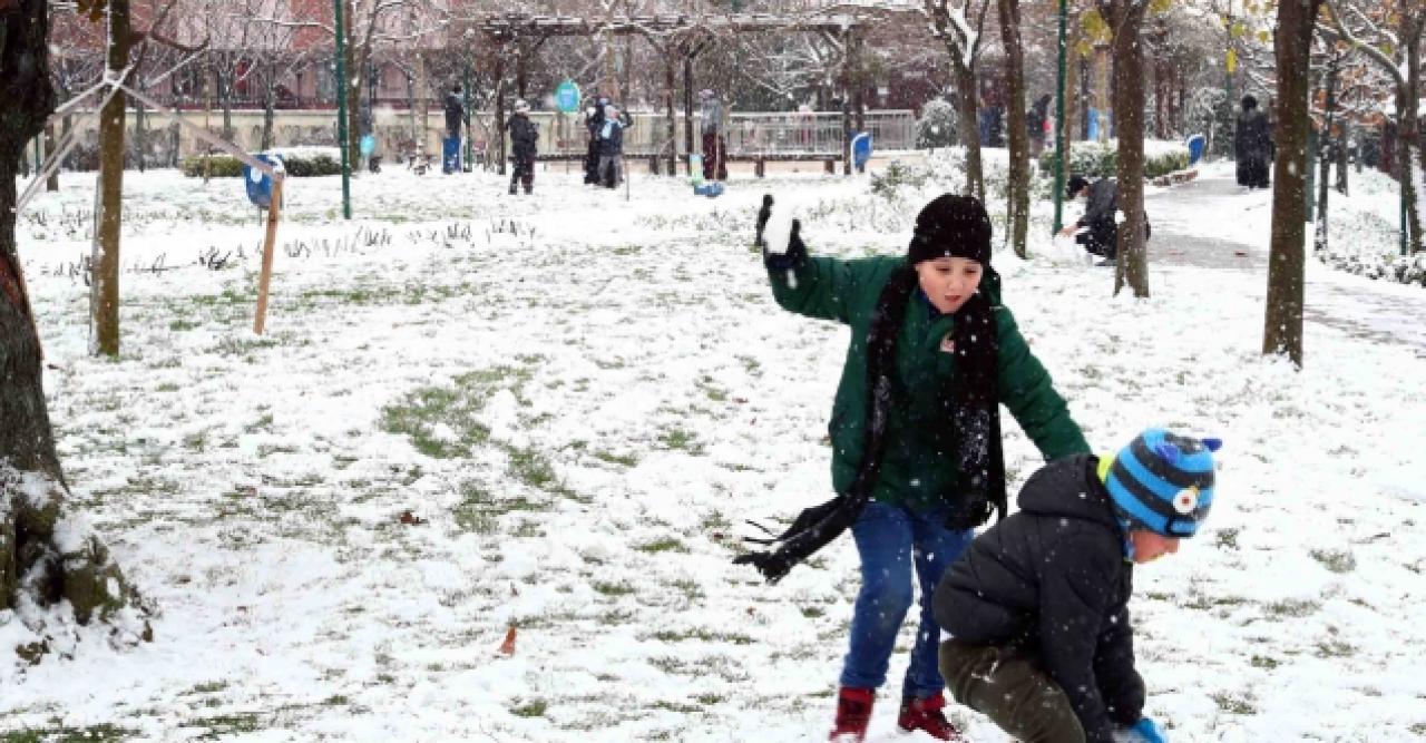 Bağcılar’da kar heyecanı