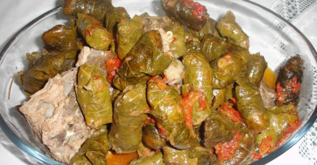 Gelinim Mutfakta baklalı yaprak dolma tarifi, malzemeleri ve yapılışı - 27 Ocak Çarşamba