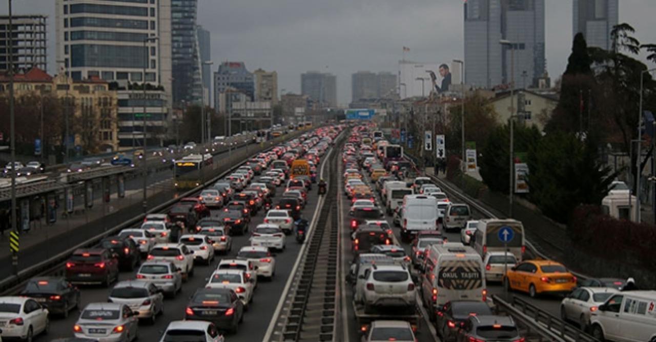 İstanbul'da trafik yoğunluğu yüzde 62'ye ulaştı