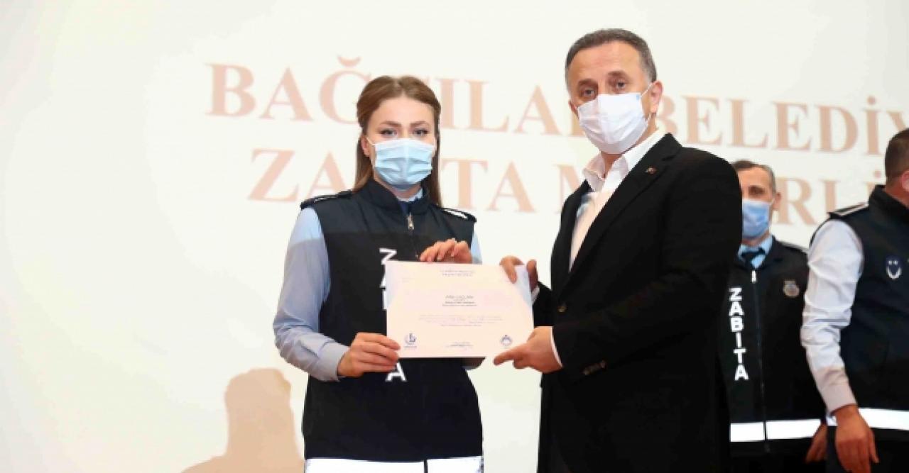 Zabıtalara plaket verildi