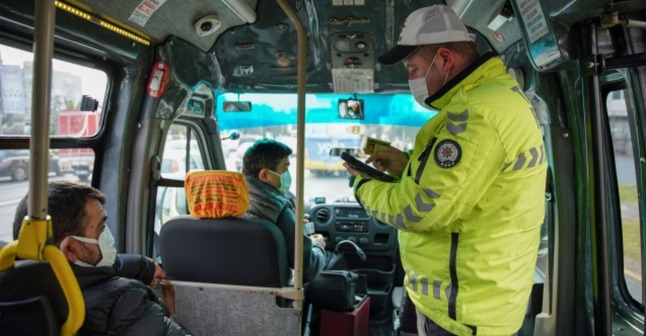 Polisler tek tek uyardı! Toplu taşıma araçlarında denetim