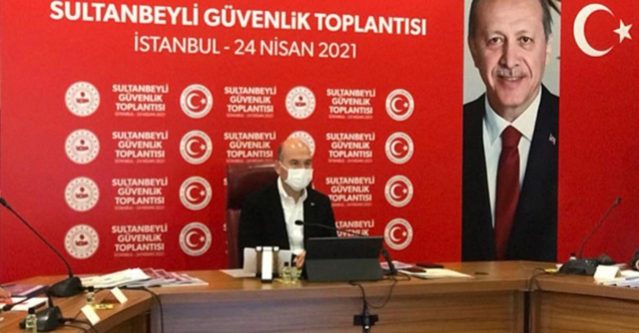 İçişleri Bakanı Soylu, Sultanbeyli Güvenlik Toplantısı'na katıldı