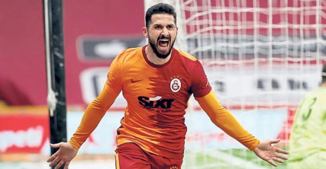 Emre Akbaba'ya yeni kontrat!