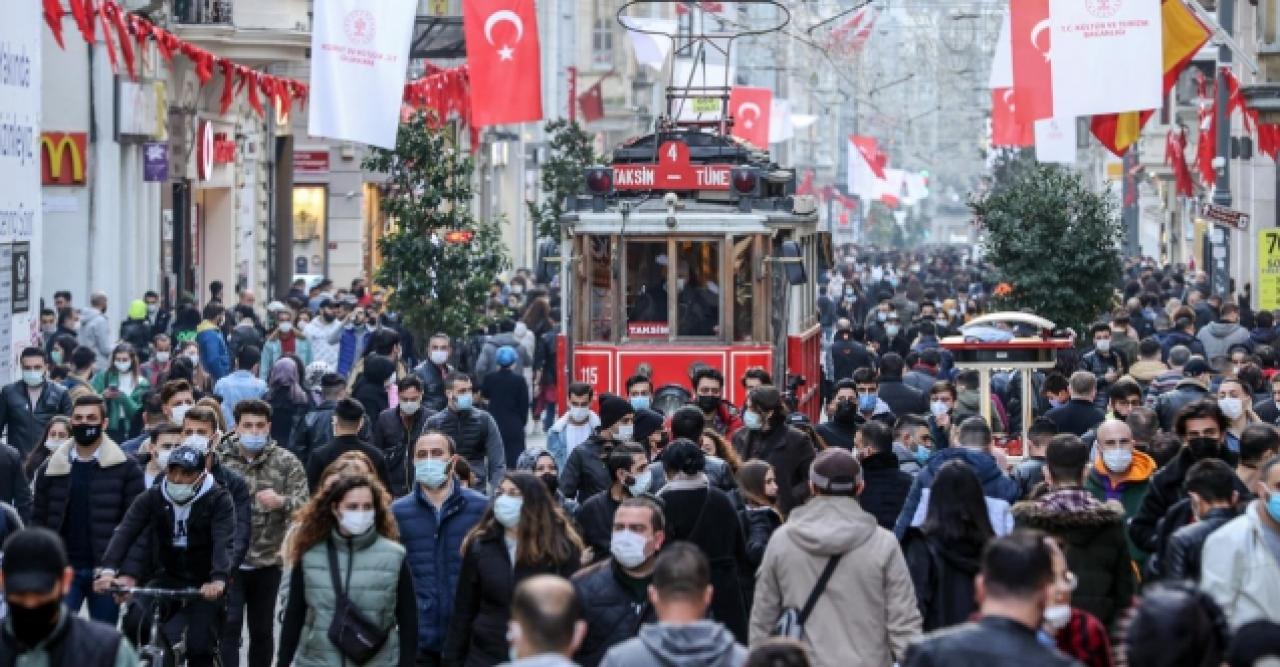 İBB Bİlimsel Danışma Kurulu'ndan "aşamalı açılma" önerisi