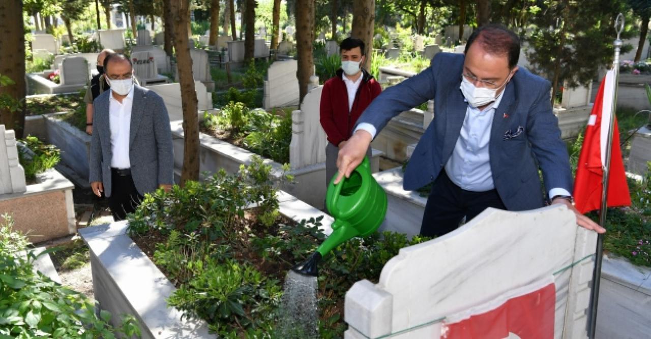 Başkan Çalık'tan mezarlık ziyareti