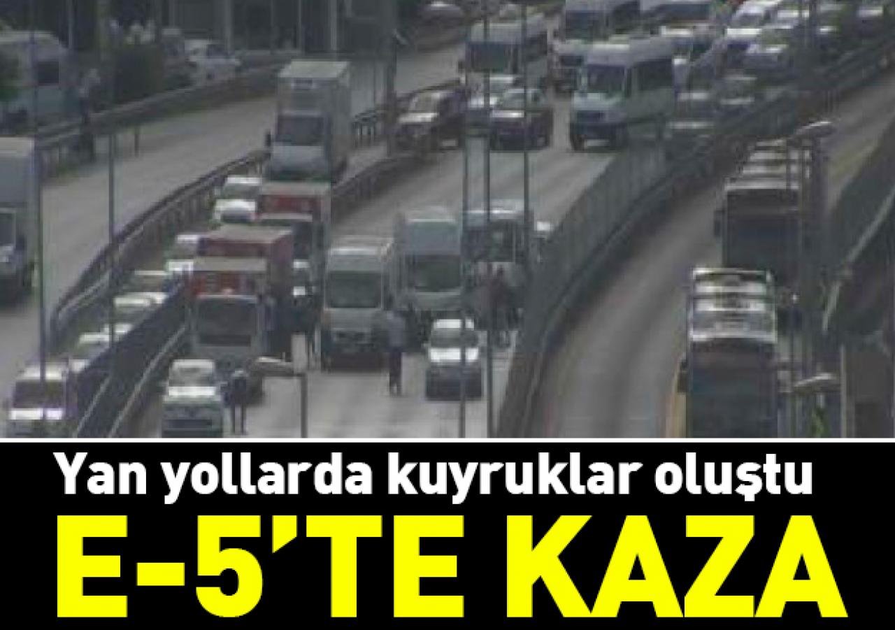 Küçükçekmece'de zincirleme kaza!