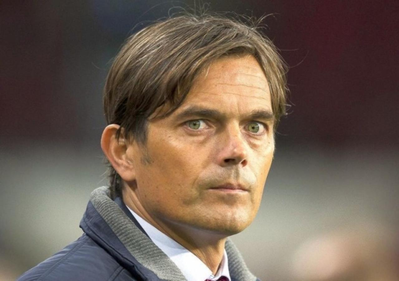 Phillip Cocu resmen Fenerbahçe'de