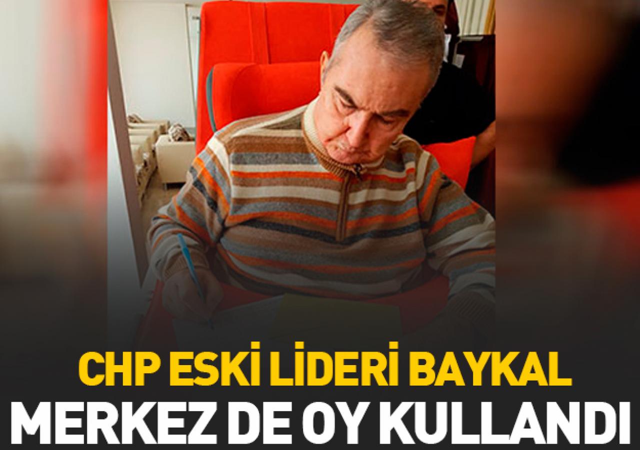 Baykal tedavi gördüğü merkezde oy kullandı