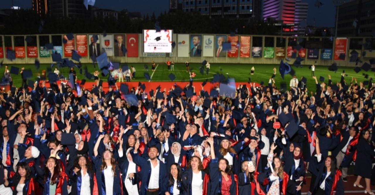 Altınbaş Üniversitesi'nde kepler coşkuyla atıldı