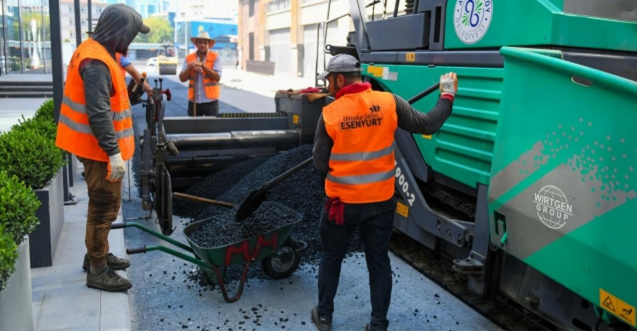 Esenyurt'ta yollar yenileniyor