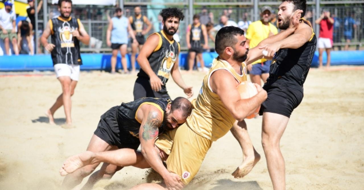 Kadıköy rugby yaptı