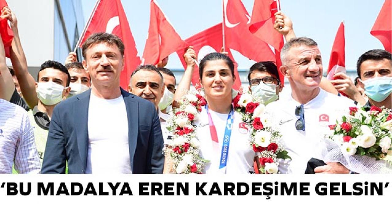 Busenaz Sürmeneli madalyasını şehit Eren Bülbül'e ithaf etti