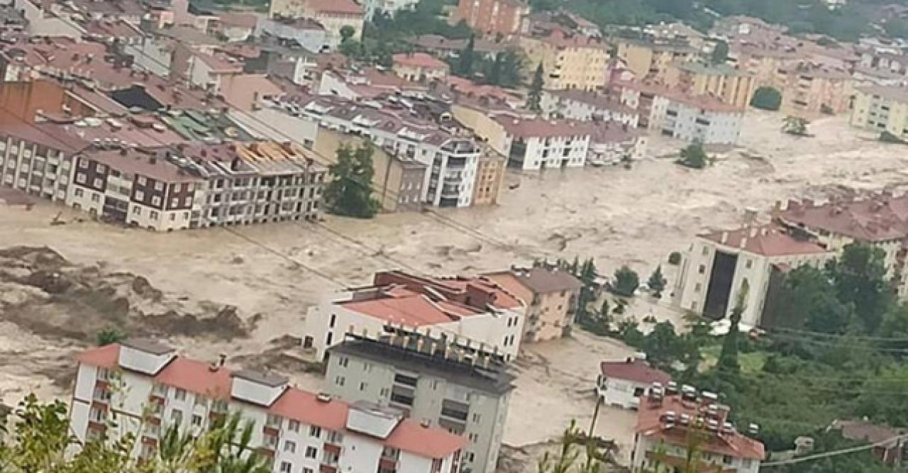 Sel felaketinde can kaybı 79'a yükseldi