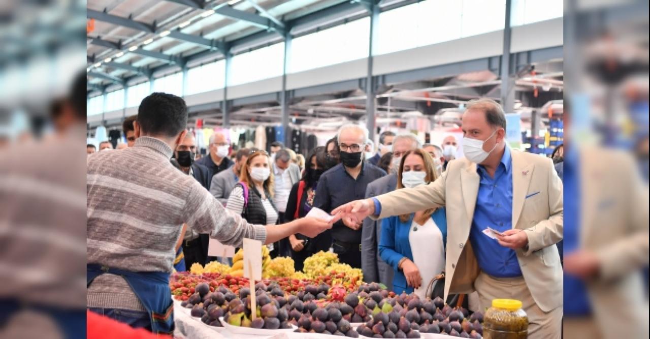 Pazar İstanbul'da ilk pazar kuruldu