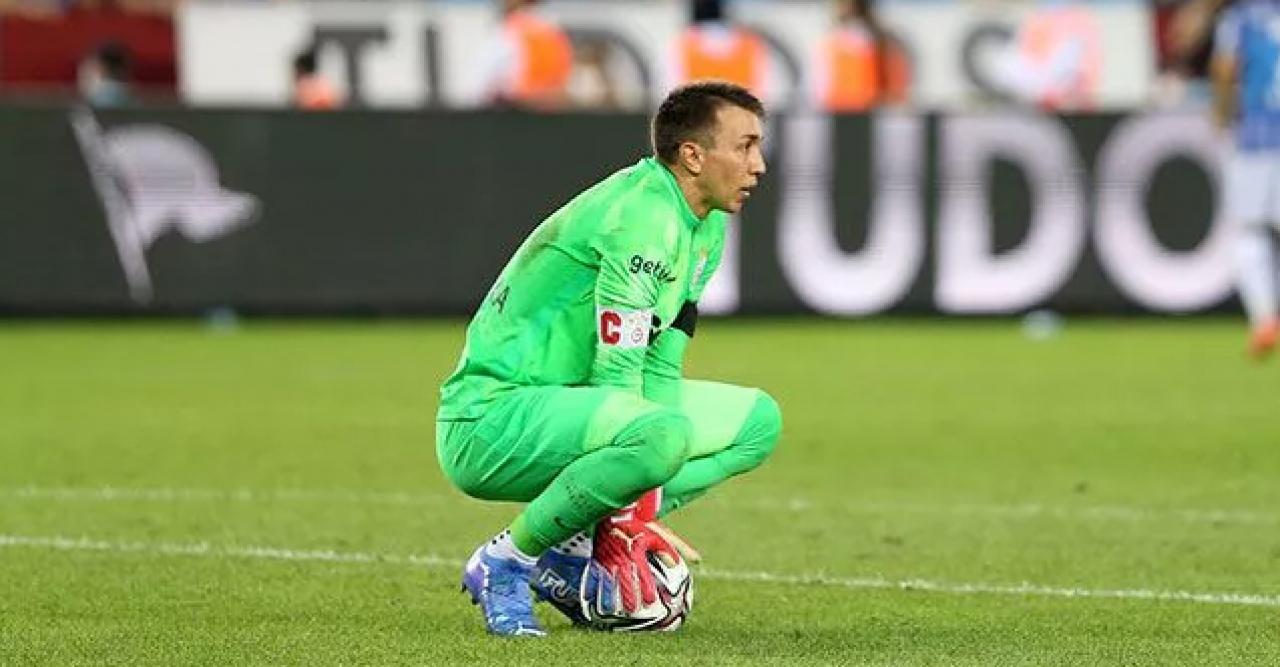 Galatasaray'a Muslera şoku! Ligin en kötüsü oldu!