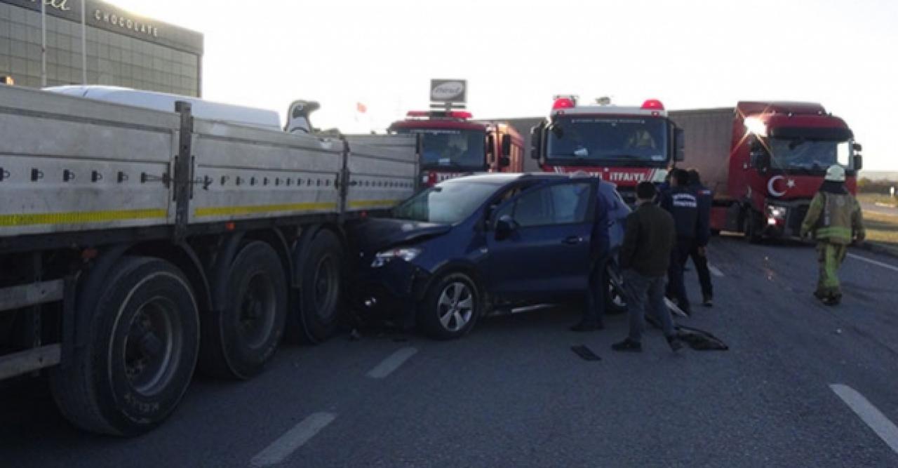 Silivri'de 3 ayrı trafik kazasında 2 kişi yaralandı