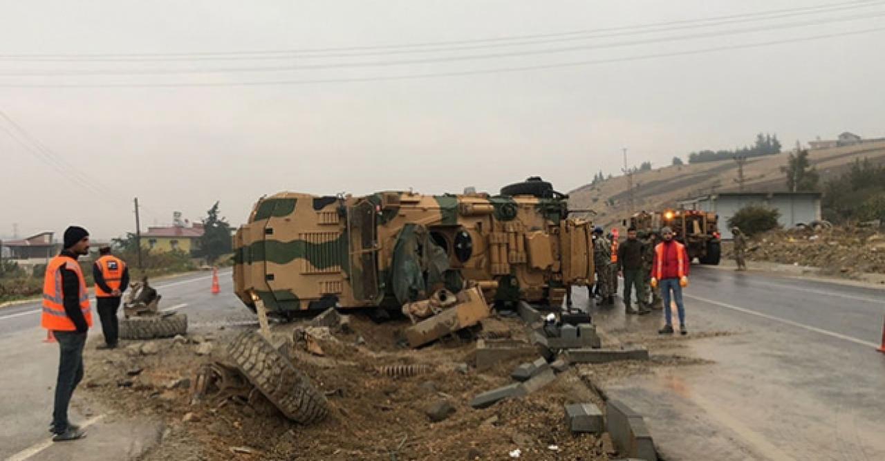 Hatay'da askeri araç devrildi: 3 asker yaralı