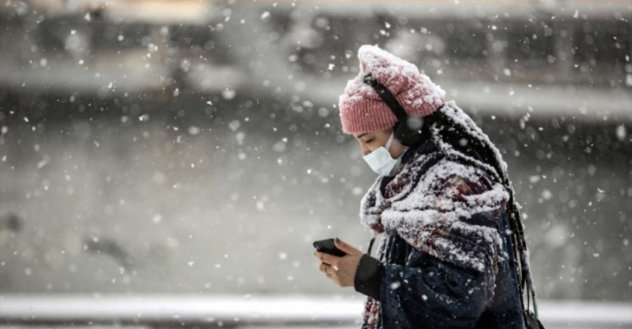 İstanbul'a kar ne zaman yağacak? Meteoroloji'den uyarı