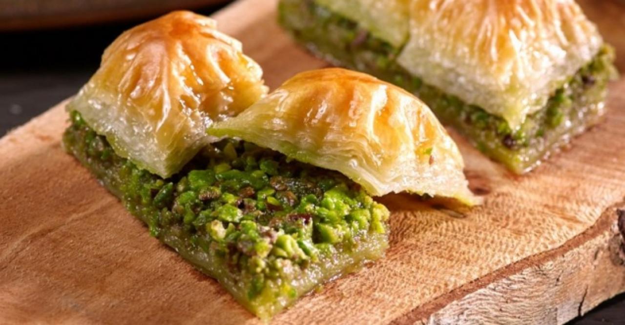 Gelinim Mutfakta tedirgin baklava tarifi, malzemeleri ve tarifi