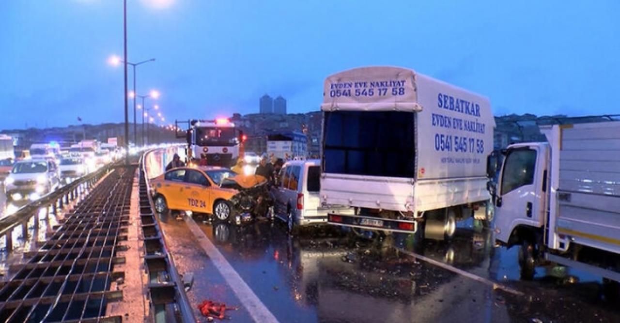 TEM Otoyolu'nda zincirleme kaza: 1 yaralı