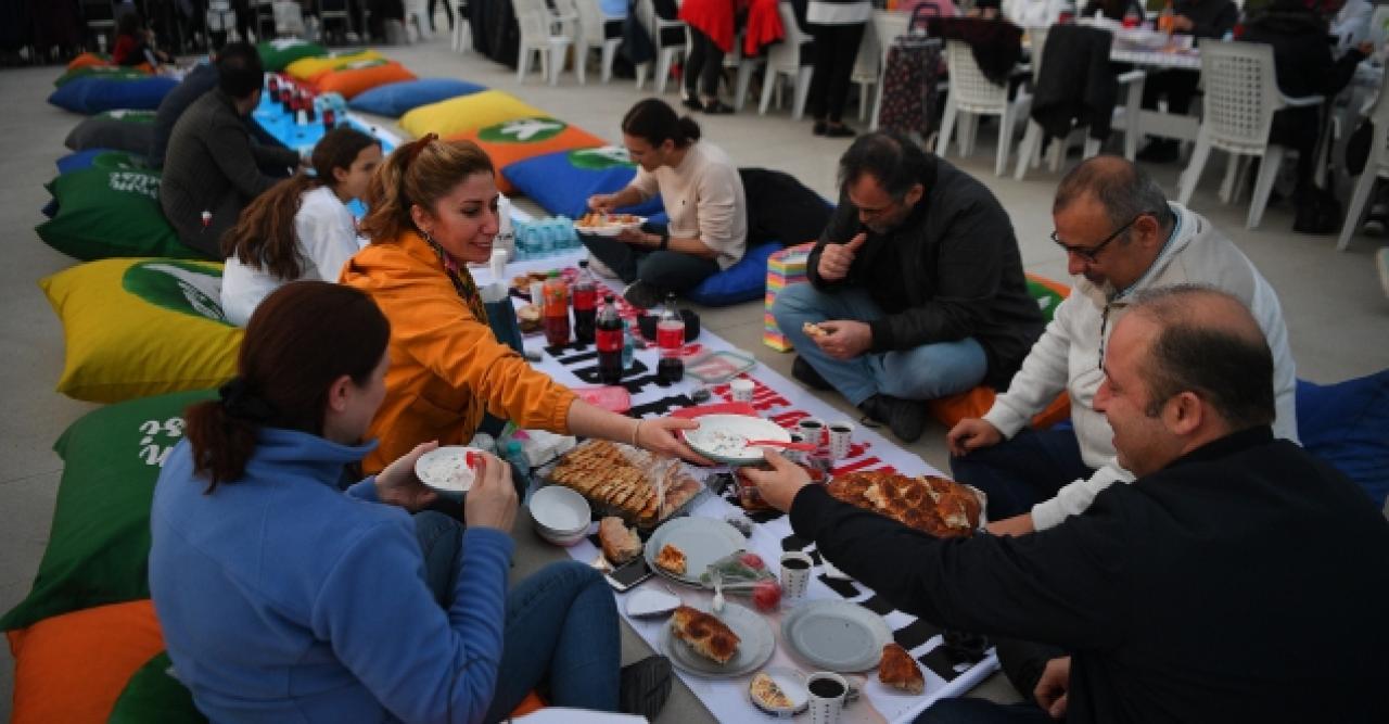 Dost sofrası Beylikdüzü’nde