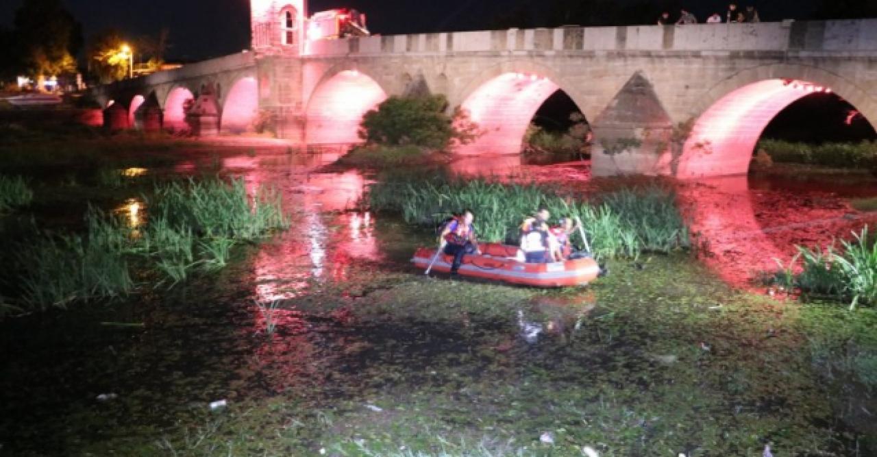 Tunca Köprüsü'nden nehre düşen kişi kurtarıldı