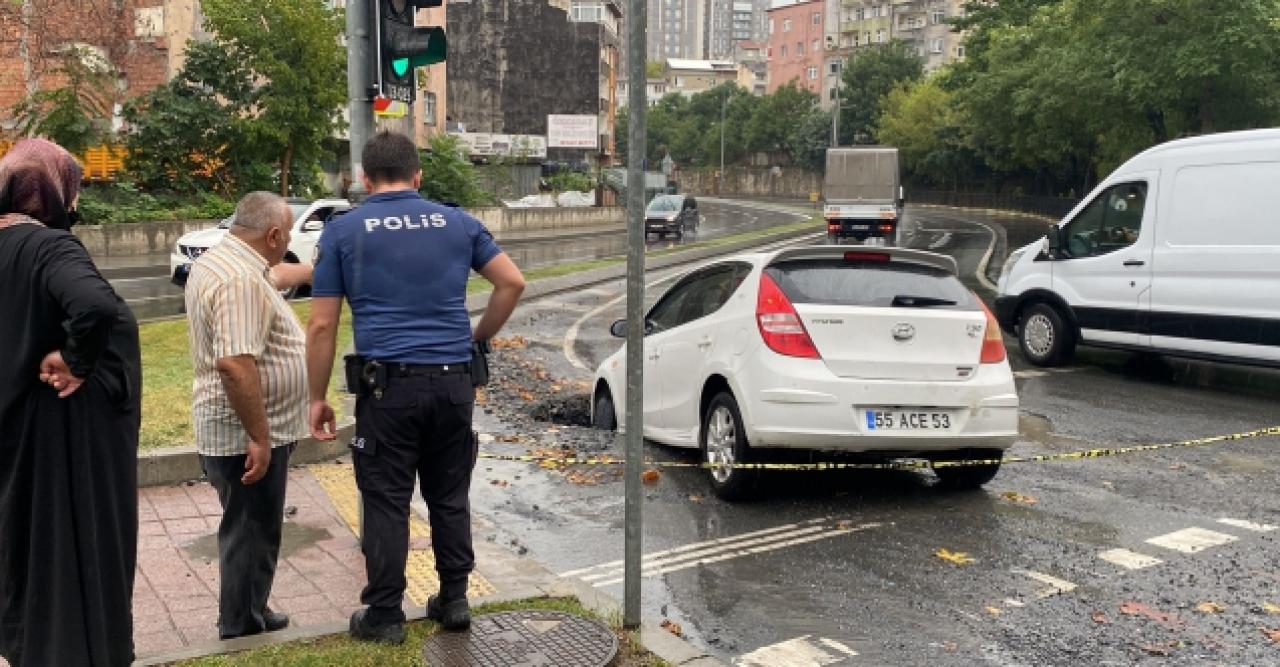 Yağmur nedeniyle yol çöktü!