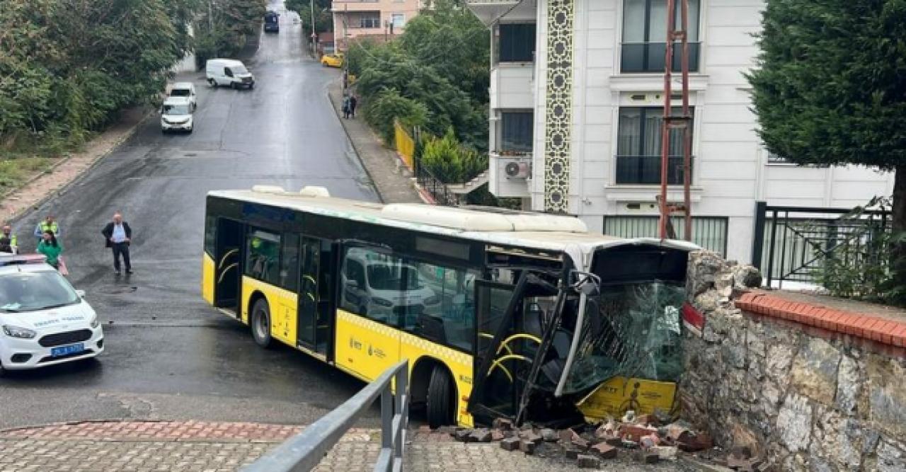 Ümraniye'de İETT otobüsü duvara çarptı: 2 kişi yaralı