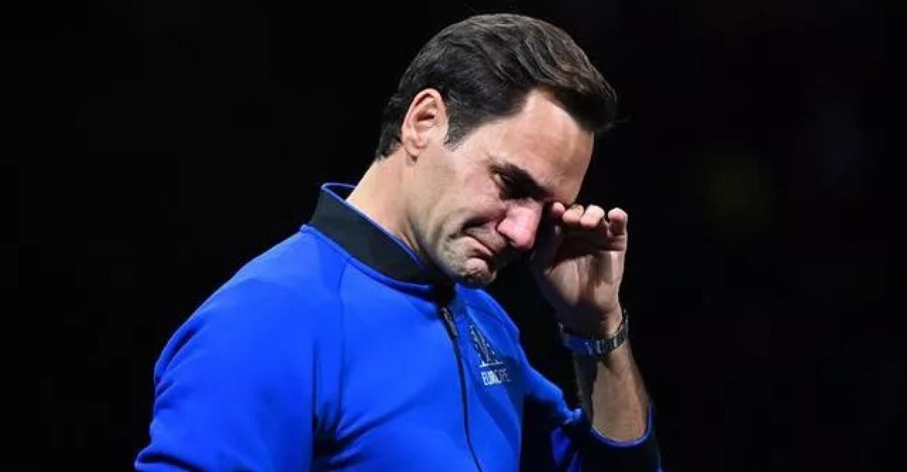 Roger Federer tenise veda etti