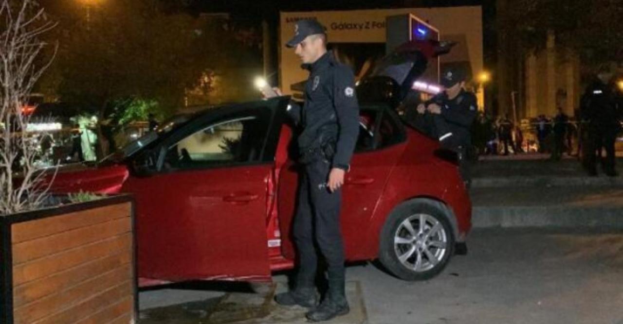 Polisin ikazına rağmen kaçan otomobilden uyuşturucu ve silah çıktı