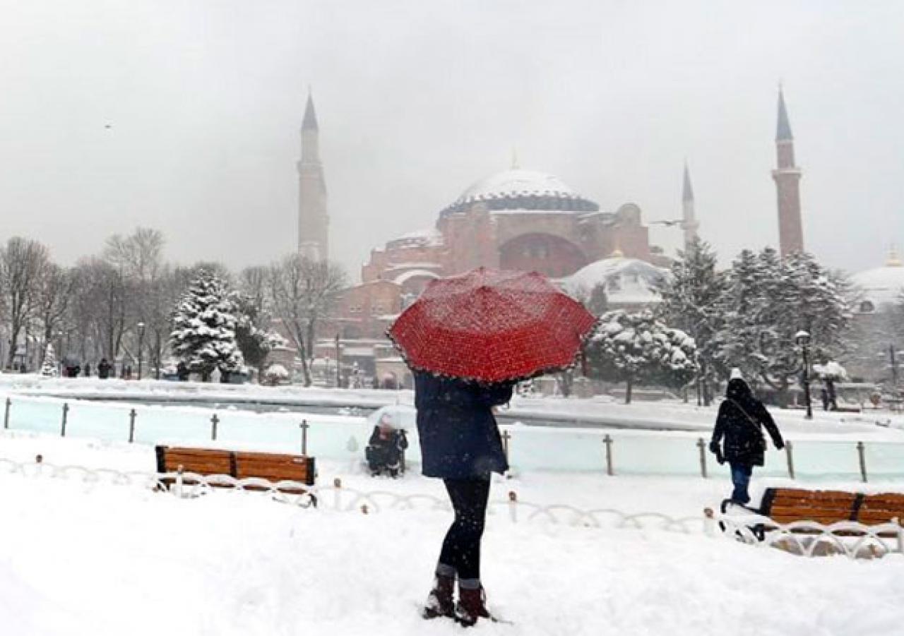 İstanbul'a gelecek ilk karın tarihi açıklandı