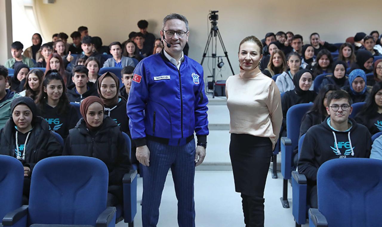 Başakşehir Belediye Başkanı Yasin Kartoğlu Şahintepe'ye müjde verdi